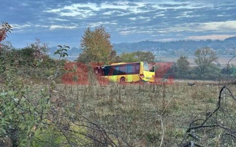 Autobus sletio s puta kod Husina: 11 povrijeđenih, magistrala Tuzla–Sarajevo blokirana
