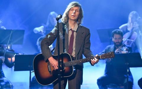 Beck otkrio da je odbio ulogu u "Zoolanderu" koju je na kraju dobio David Bowie