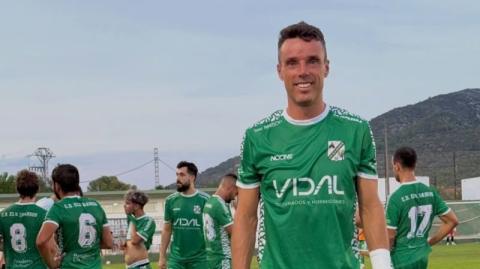 Bivši polufinalista Wimbledona zaigrao fudbal i postigao dva gola na debiju