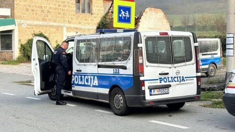 Državljanka Srbije iznajmila sobu u Herceg Novom, stanodavac je napao — uhapšen sa ilegalnim oružjem