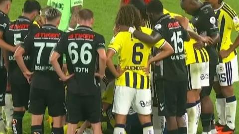Fenerbahče demolirao Konjaspor, ali radost pokvarila teška povreda Akturkoglua