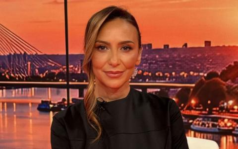 Gordana Uzelac oduševila gledaoce u crnoj haljini tokom vođenja jutarnje emisije