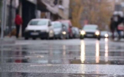 Kiša otežava vožnju širom BiH, zatvoren most Hercegovina na autocesti A-1