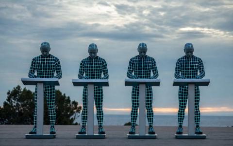 Kraftwerk najavio dva koncerta u Velikoj Britaniji uoči Glastonburyja 2027.