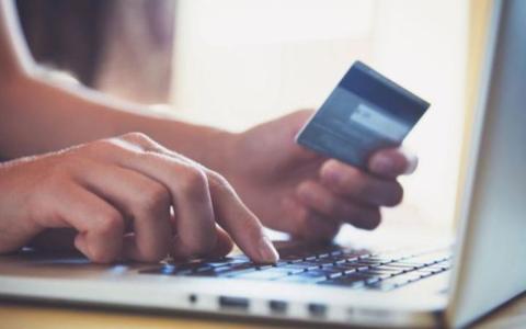 Online kupovina od 1. novembra skuplja: dva eura naknade po stavci iz trećih zemalja