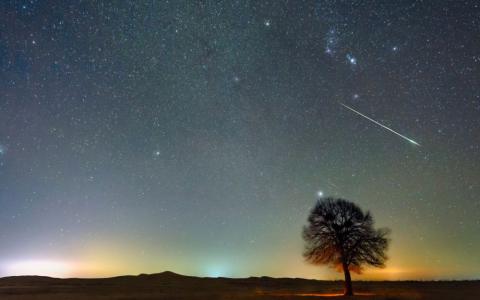 Ostaci Halejeve komete ove sedmice padaju na Zemlju: meteorski roj Orionida dostiže maksimum