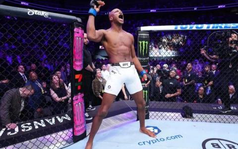 Pejdž bez novog ugovora: UFC ga uklonio s rang-liste srednje kategorije