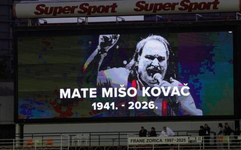 Poljud ispratio Mišu Kovača pjesmom: Skoro 12.000 navijača Hajduka oprostilo se od legende