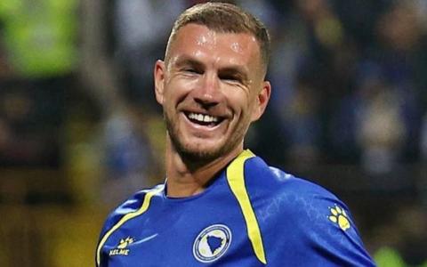 Sa 17 godina u "A" selekciju: Matej Deket zahvalio Barbarezu na povjerenju