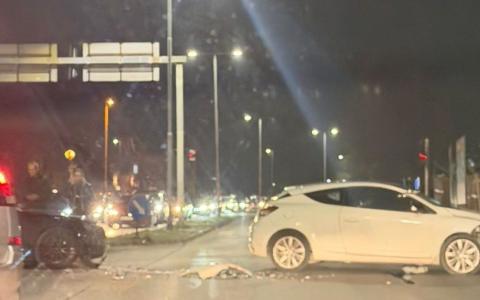 Sudar dva automobila kod Kipova usporio saobraćaj u Tuzli