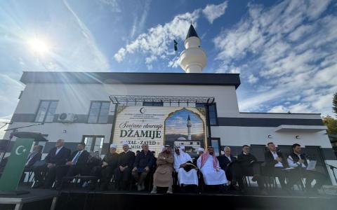 Svečano otvorena džamija Ayal Zayed u Binježevu kod Hadžića