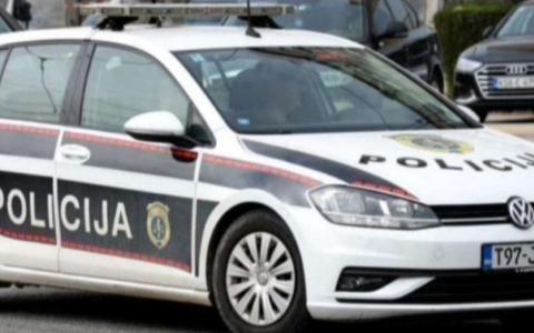 Teško povrijeđena žena nakon prevrtanja traktora u Dejčićima