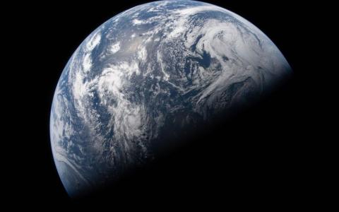 Topljenje polarnog leda mijenja oblik Zemlje: čvrsti dio planete postaje sve okrugliji