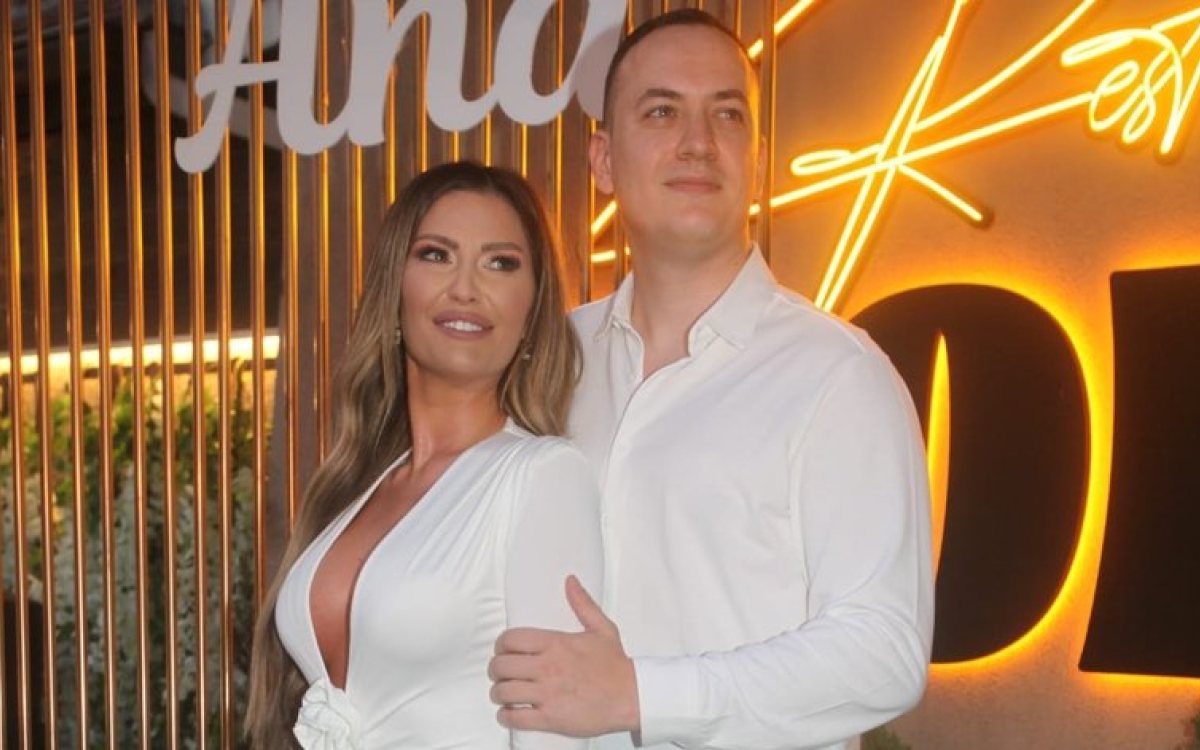Ana Radulović reagovala na vijest da je njen bivši suprug Mirče dobio kćerku