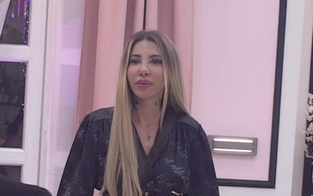 Aneli smeta prijateljstvo Cara i Janjuša: "Nije prirodno da progovore ni riječ"