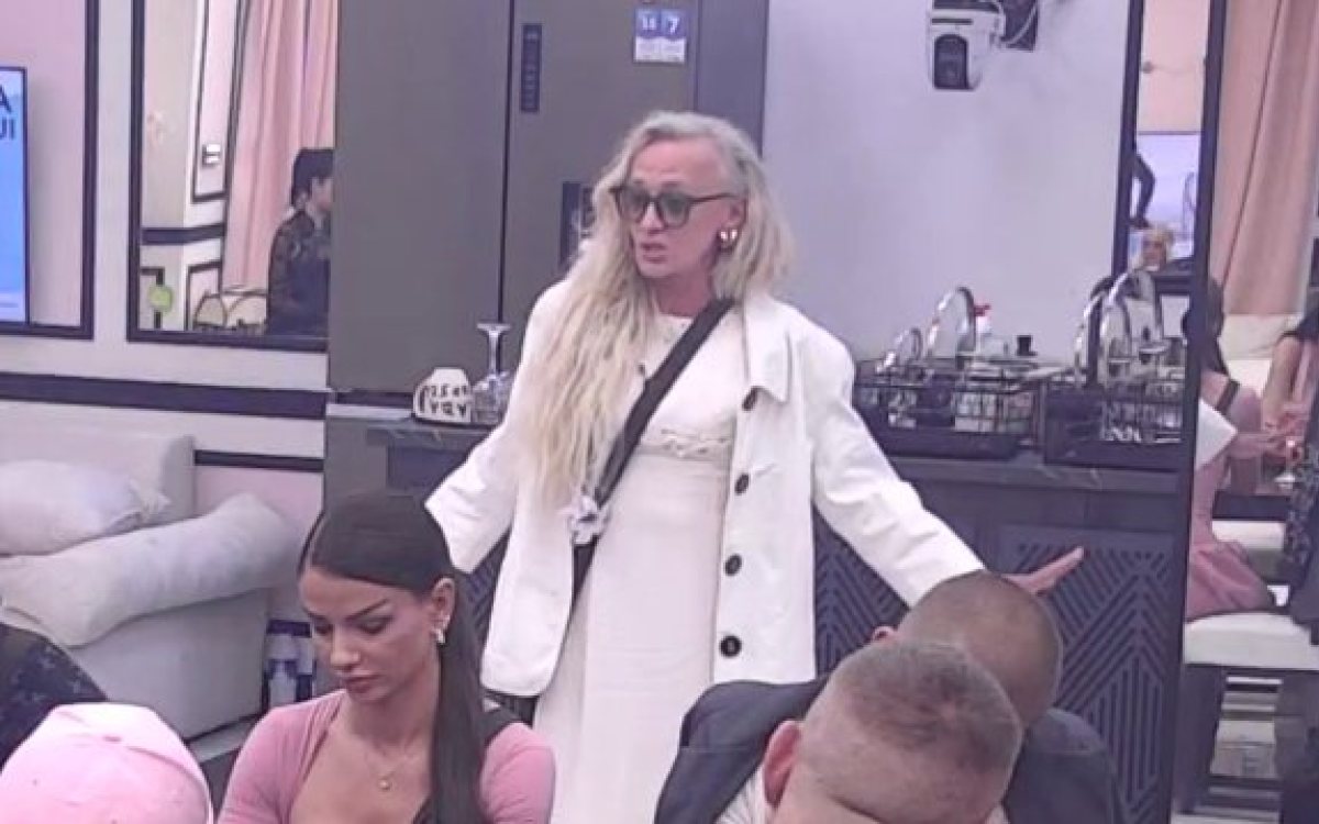 Bebi Dol očitala bukvicu Sanji Grujić: “Ušla si u njegov ring i izgubila kontrolu”