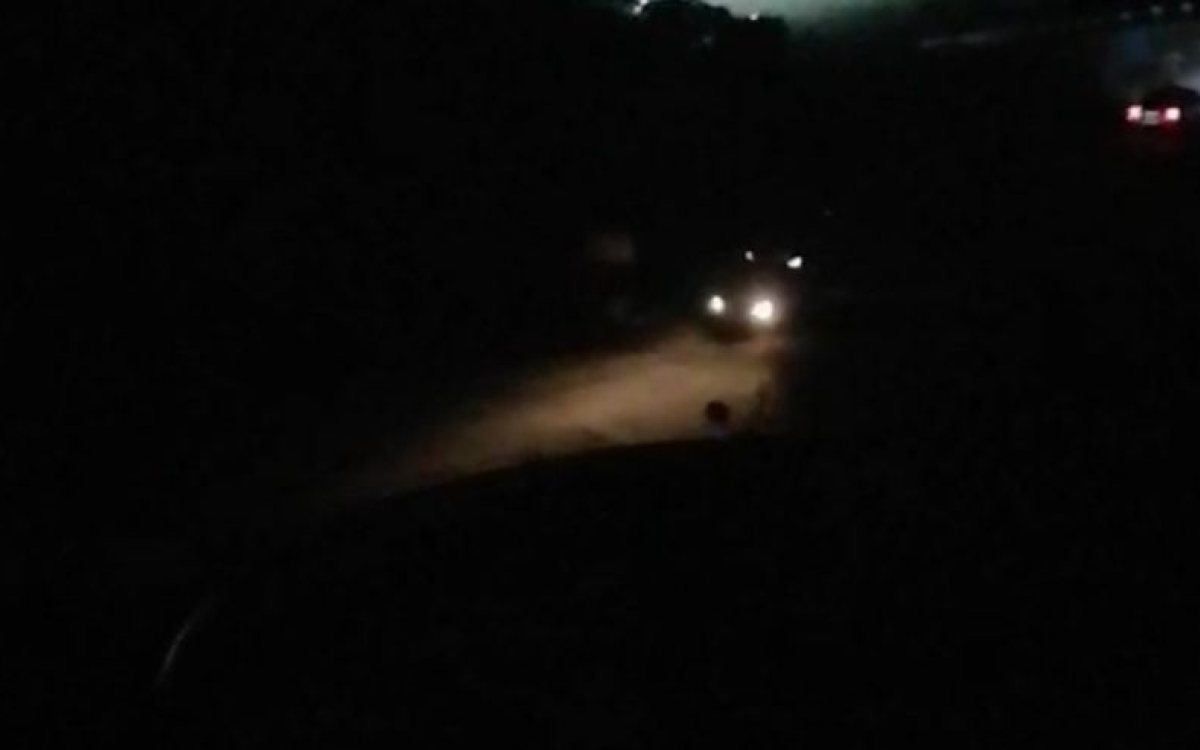 Dio Grbavičke ulice u Sarajevu mjesecima bez javne rasvjete