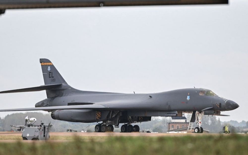 Dvojica osumnjičenih ponovo uhapšeni zbog navodne veze s iranskom obavještajnom službom, a SAD su povukle bombardere iz baze Fairford