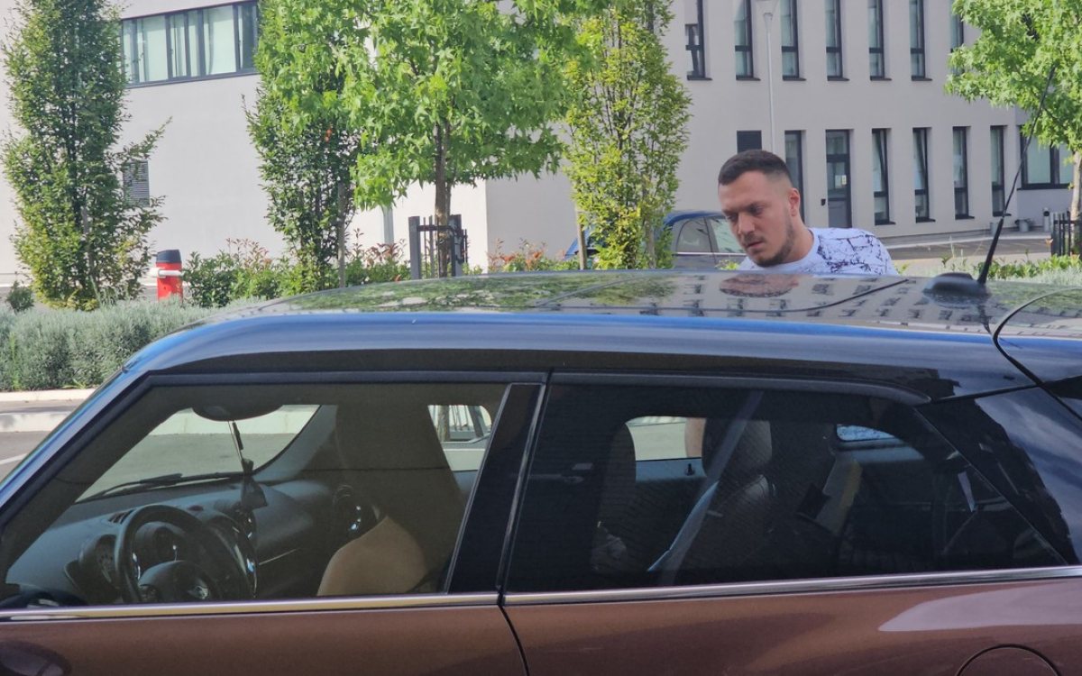 Gastoz reagovao na tvrdnje da je prevario Anđelu: "Bolesnici"
