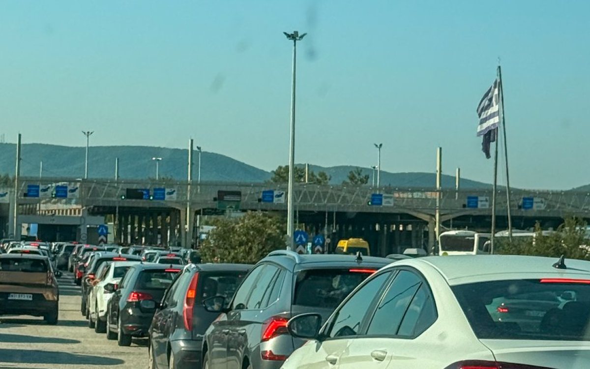 Gužve na graničnom prelazu Evzoni: zadržavanja i do tri sata na izlazu iz Grčke