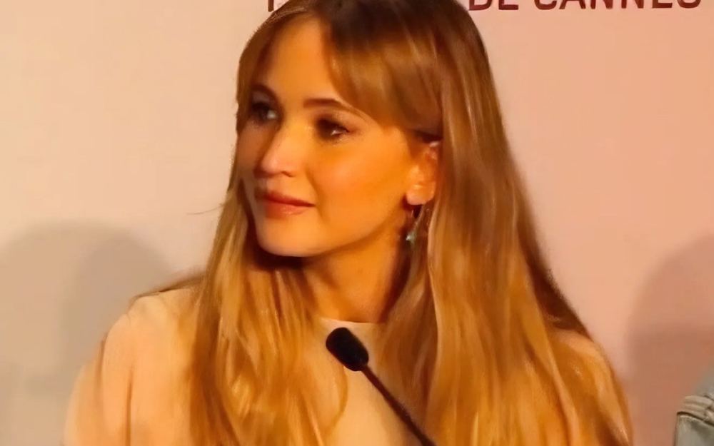 Jennifer Lawrence lansirala brend za njegu kose: Nije to bijeg iz Hollywooda