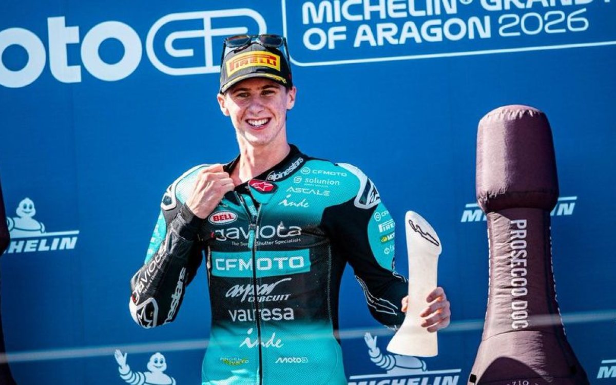 Kiles slomio ključnu kost, a tri sedmice kasnije slavio na stazi u Aragonu