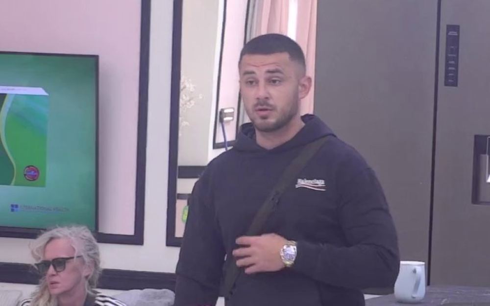 Marko priznao da mu se sviđa Laura, ali ne želi vezu s njom