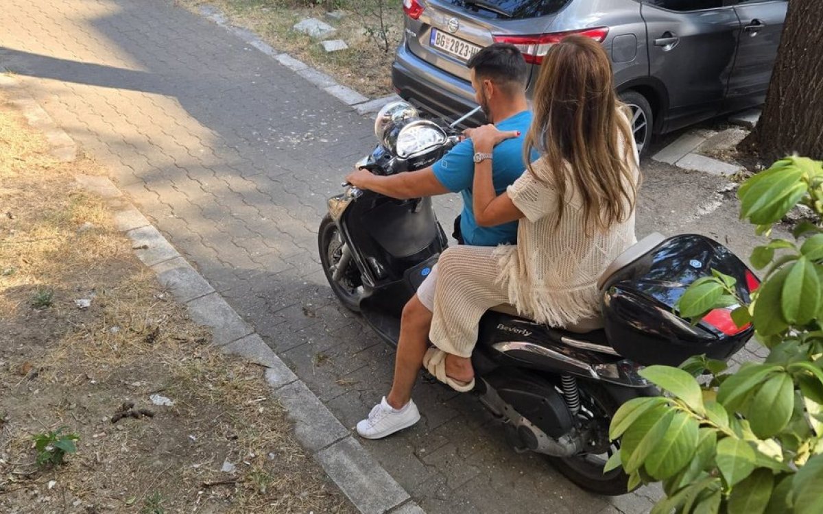 Milena Kačavenda viđena s bivšim učesnikom Elite: zajedno na motoru
