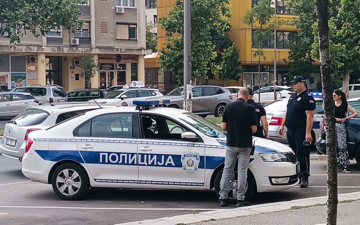 Muškarac teško povrijeđen na gradilištu kod Vranjske Banje, udario ga kamion u rikvercu
