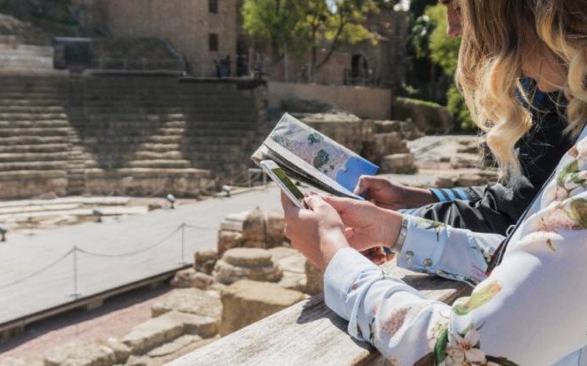 Napravio lažni antički teatar i godinama ga predstavljao turistima kao pravo arheološko nalazište