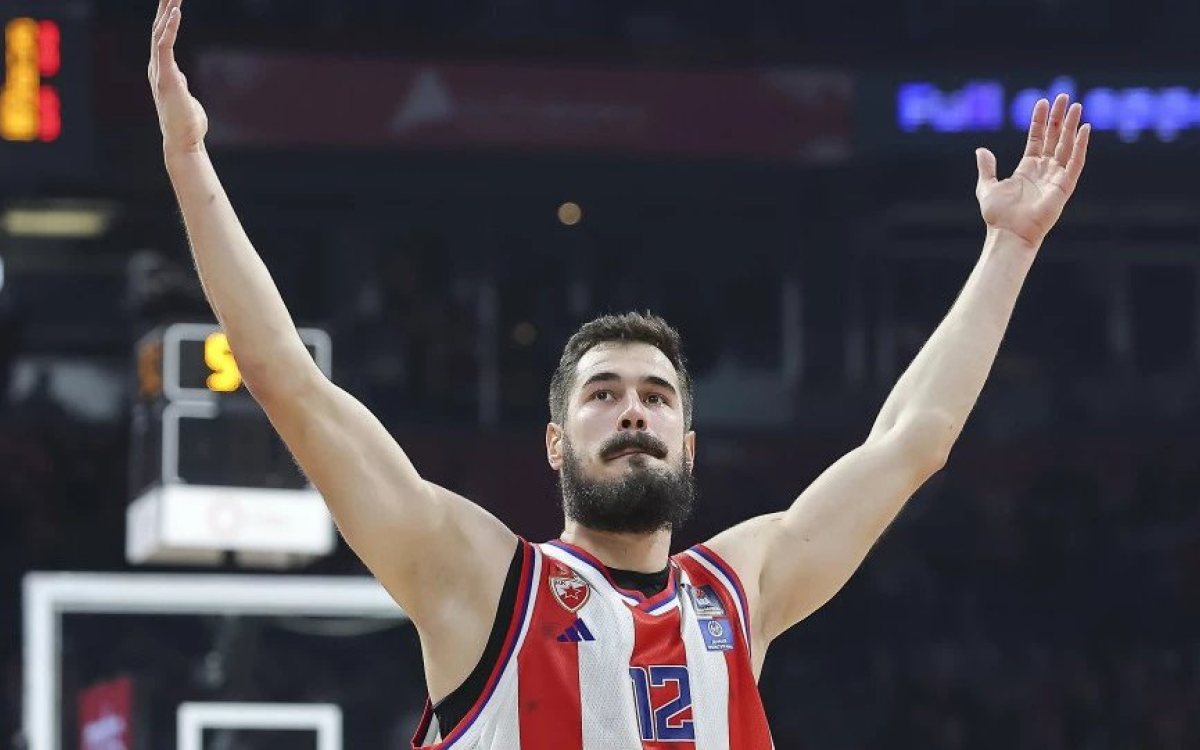 Nikola Kalinić završio igračku karijeru i postaje pomoćni trener u Crvenoj zvezdi