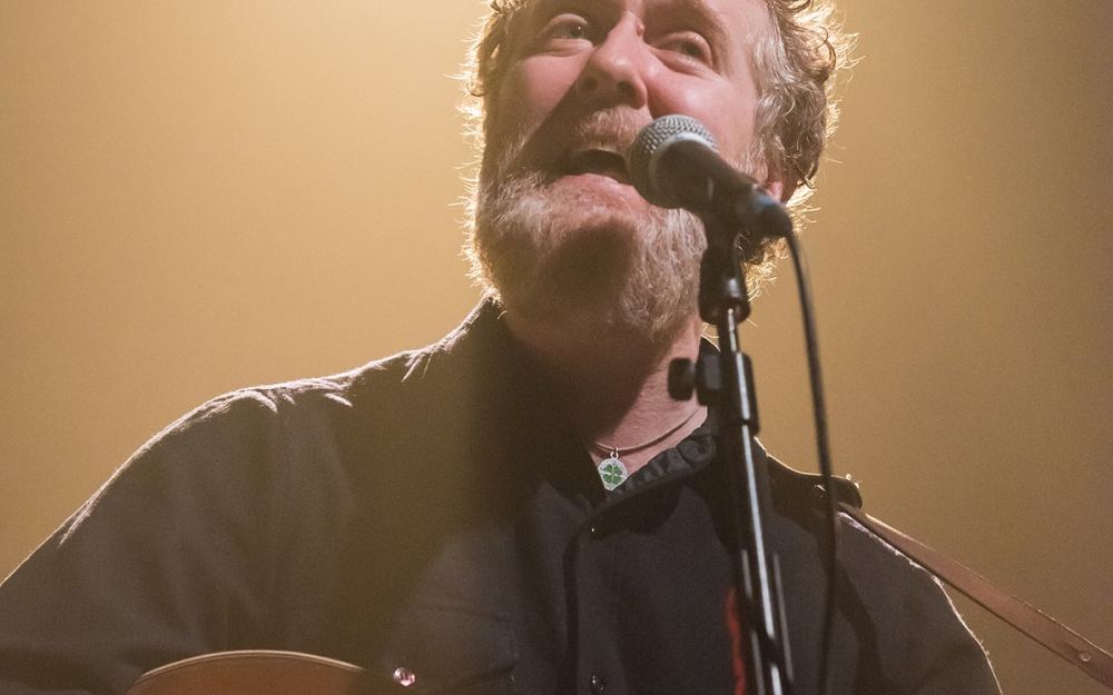 Objavljen posmrtno Glen Hansard: obrada The Pogues u čast Shaneu MacGowanu