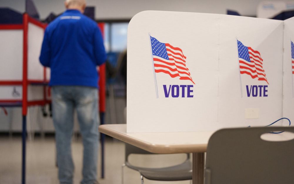 Pola milijardi više nego ikad: američki izbori 2026. ruše rekorde po novcu, Francuska u nemirima