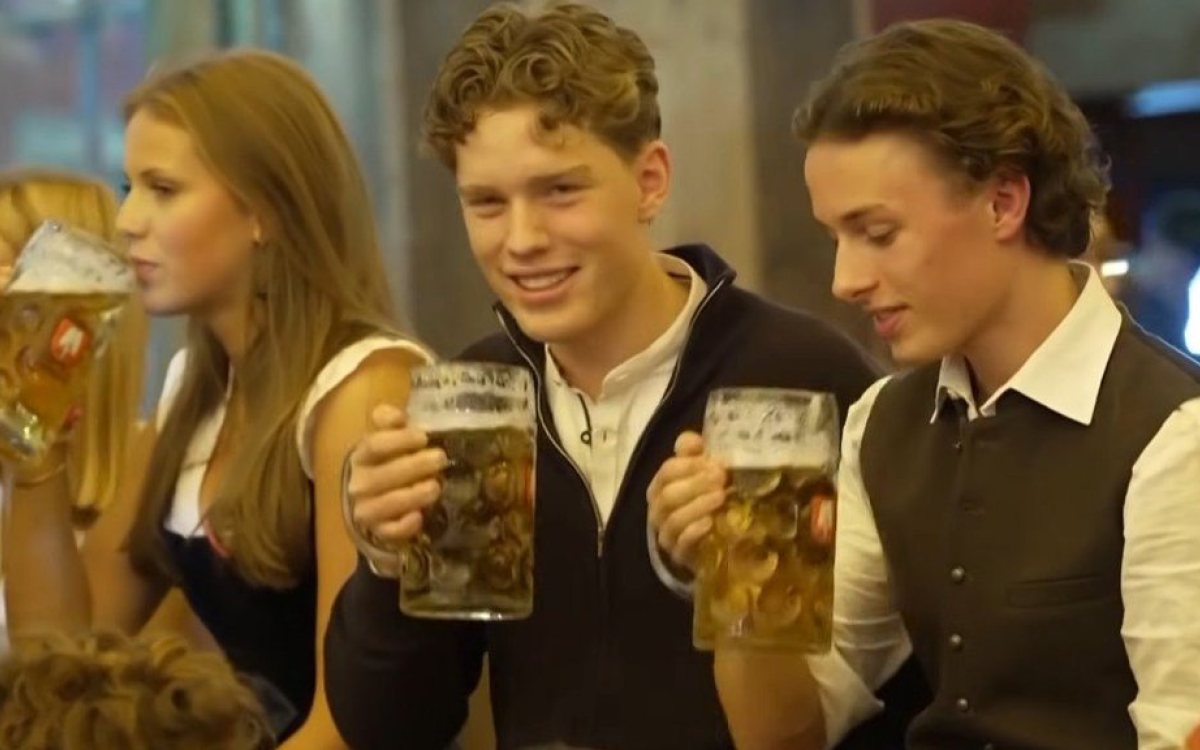 Prva hitna intervencija zbog alkohola na Oktoberfestu već nekoliko sati nakon otvaranja