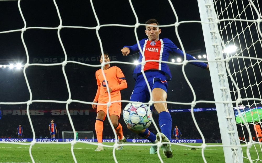 PSG score late to sink Barcelona 4-2 in Champions League blockbuster