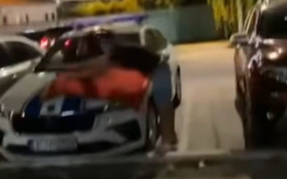 Raširili albansku zastavu na policijskom vozilu u Crnoj Gori pa se pohvalili na TikToku — policija brzo reagovala