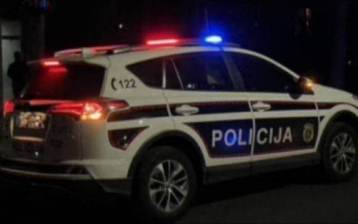 Ručne bombe pronađene pored kontejnera na Grbavici, građanin odmah pozvao policiju