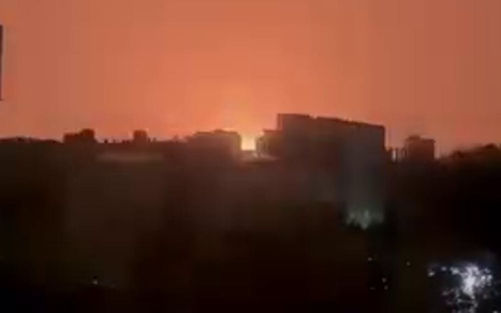Snage predvođene Saudijskom Arabijom izvode zračne napade kako bi prekinule opsadu Taiza