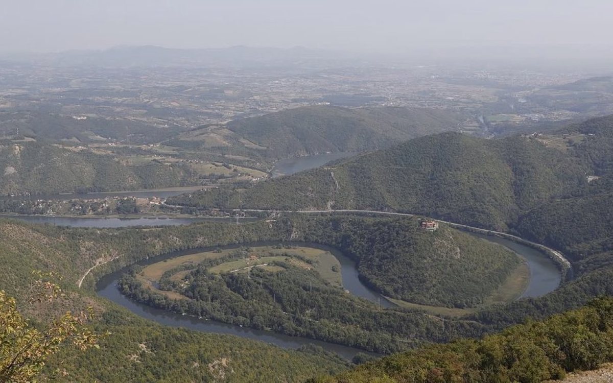 Stakleni vidikovac na Kablaru za mjesec dana privukao 20.000 posjetilaca