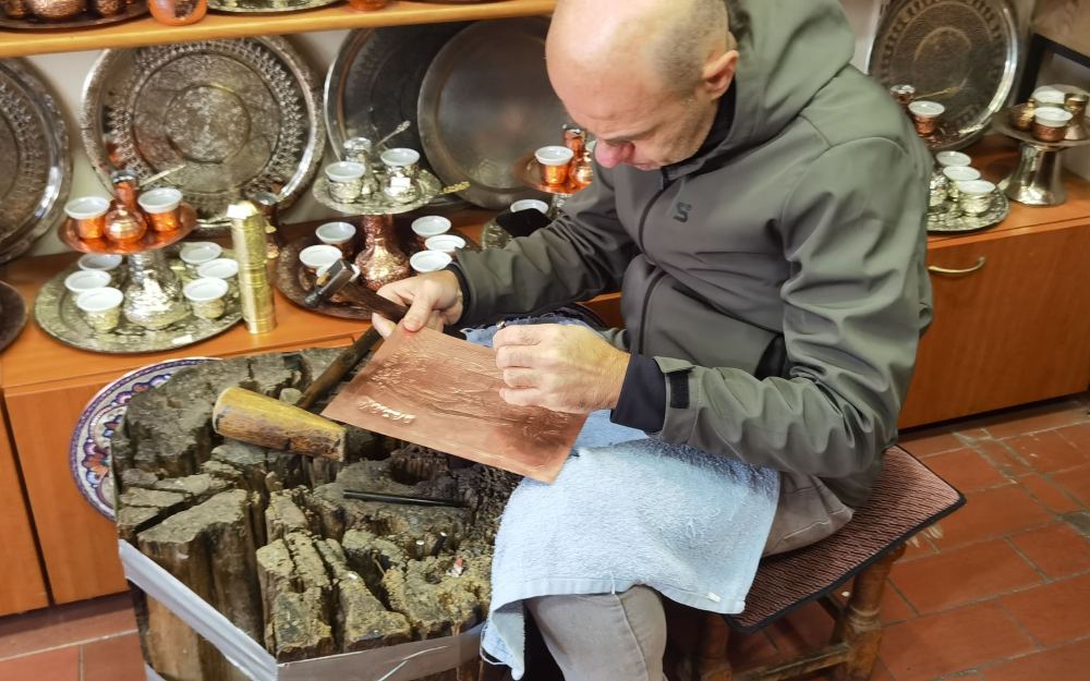 Starim zanatima na Baščaršiji život daruje ljubav prema porodičnom naslijeđu
