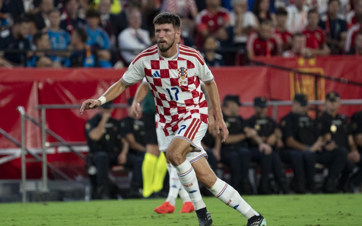 Sučić nakon poraza od Španije: "Rezultat nije pretjeran, zasluženo smo izgubili"
===SAŽETAK===
Hrvatska je u Sevilji poražena od Španije sa 4:1 u drugom kolu Lige nacija, a veznjak Petar Sučić priznao je da je poraz zaslužen i da je Španija mogla pos
