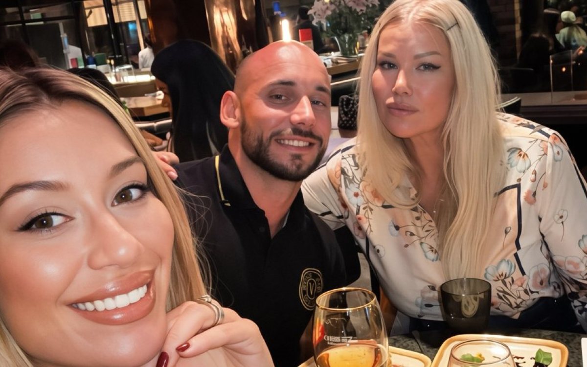 Tea Tairović objavila fotografije povodom majčinog rođendana
