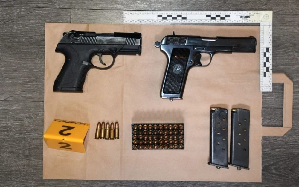 U akciji "Black Peak" uhapšeno pet osoba, oduzeti heroin, marihuana i oružje