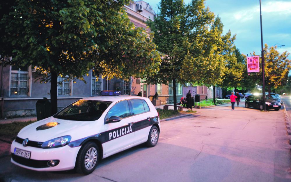 U stanu na području Novog Sarajeva pronađeno 400 grama marihuane, muškarac uhapšen