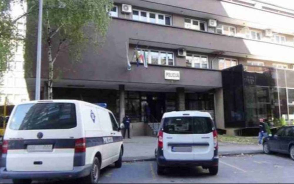 Uhapšen 27-godišnjak zbog krađe kućanskih uređaja iz kuće u Dobrinju