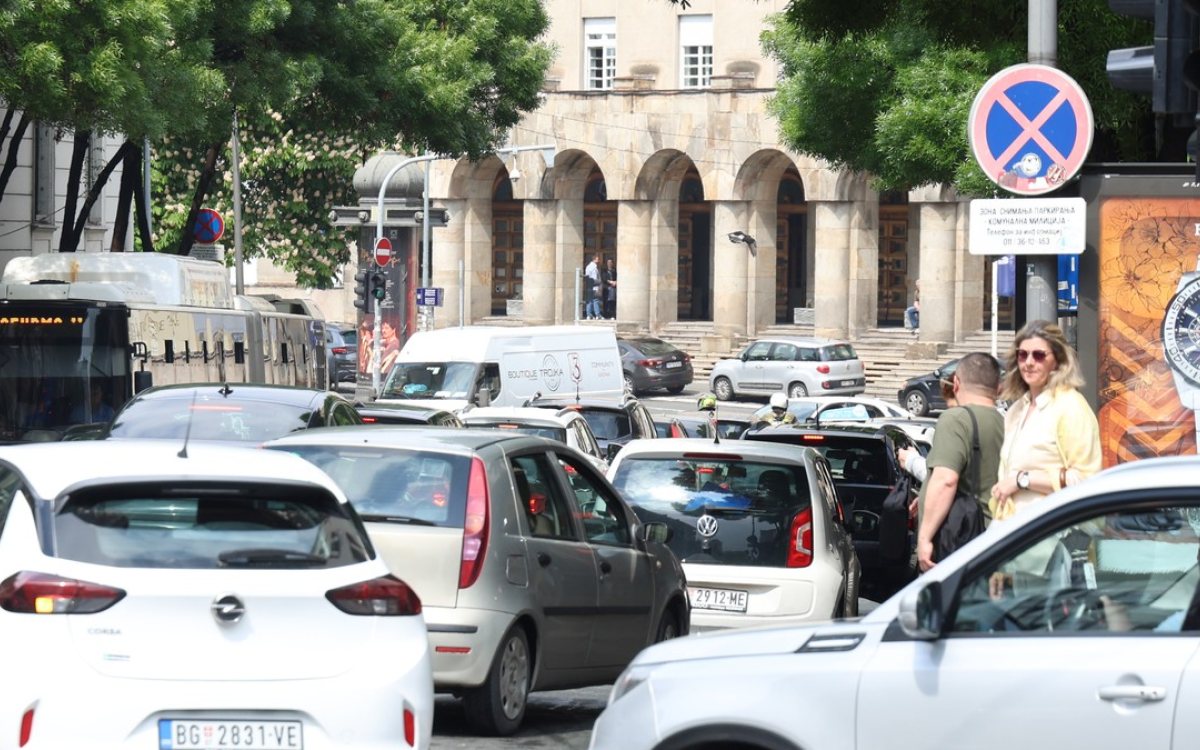 Vozači sa probnom dozvolom ne smiju voziti koliko piše na znaku — kazne su paprene