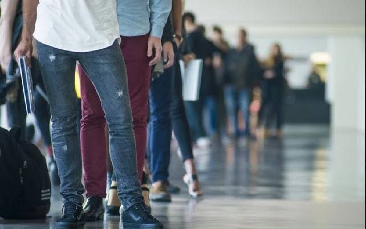 Zaposlenost u FBiH gotovo stagnira: Javni prihodi rastu, ali broj radnika jedva se pomjerio